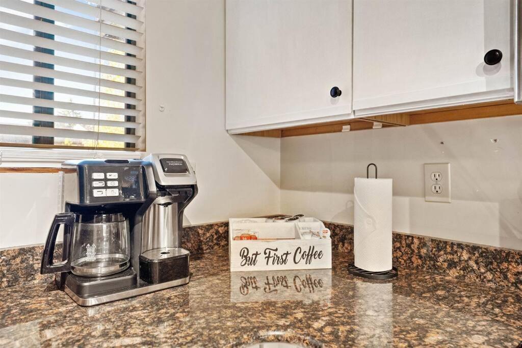 Beautiful Seven Springs- 2 Bed, 2 Bath Champion