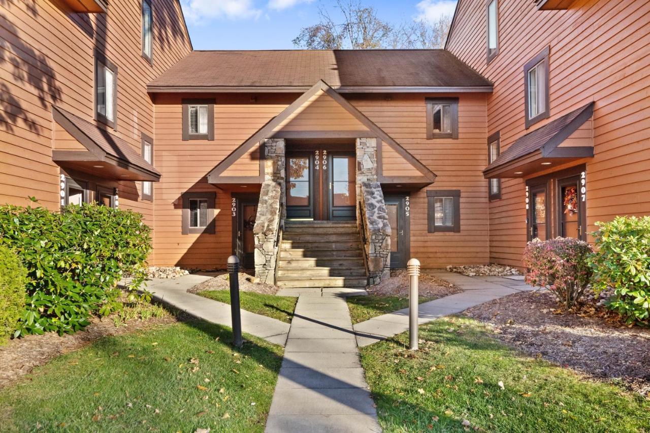 Apartment Beautiful Seven Springs- 2 Bed, 2 Bath Champion